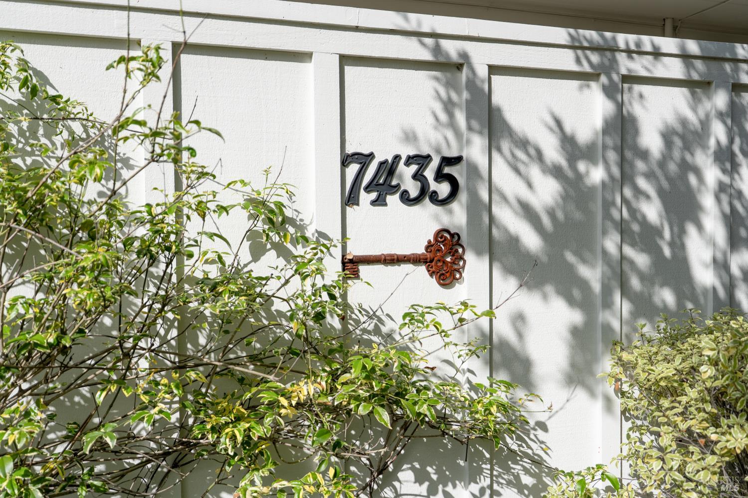 7435 Saint Helena Hwy