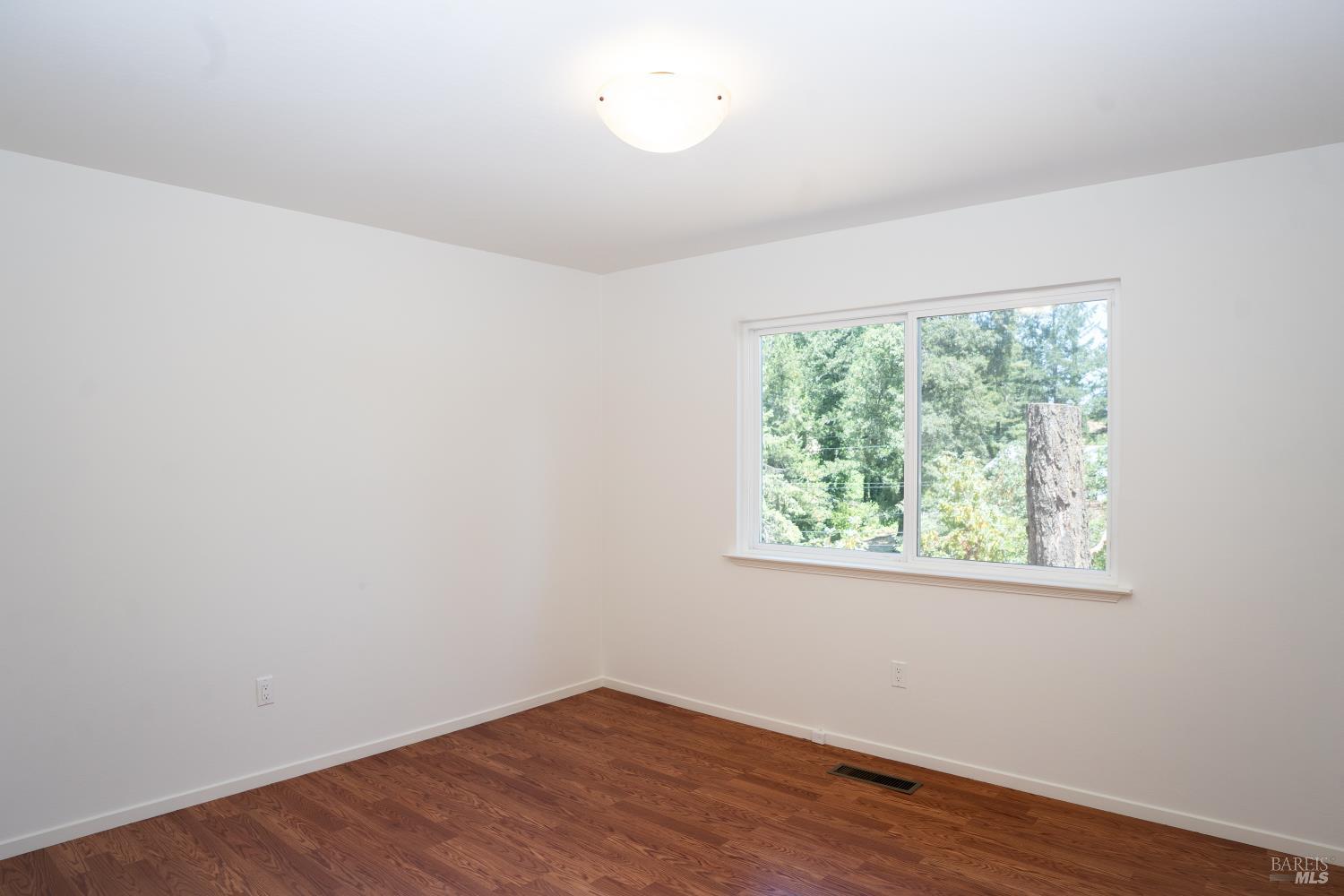 120 Cold Springs Rd