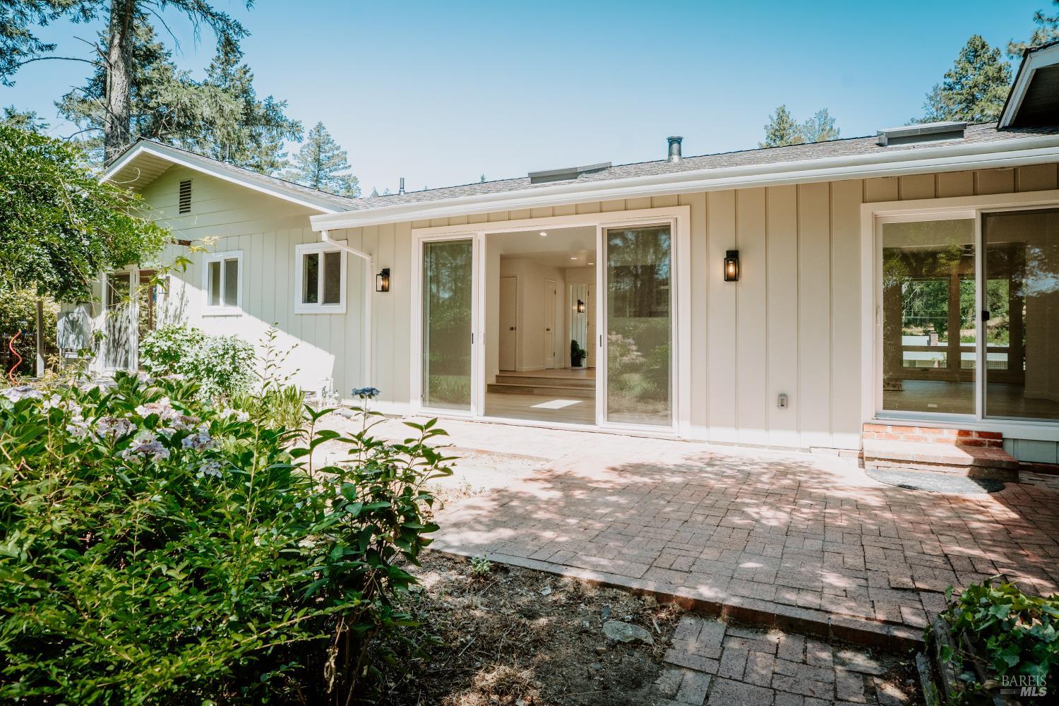 120 Cold Springs Rd