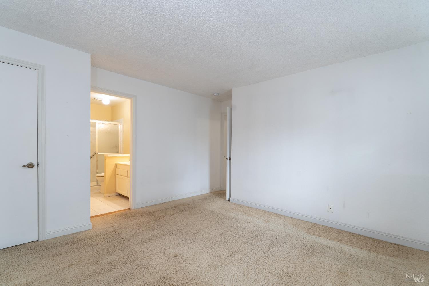 4044 Wisteria Way