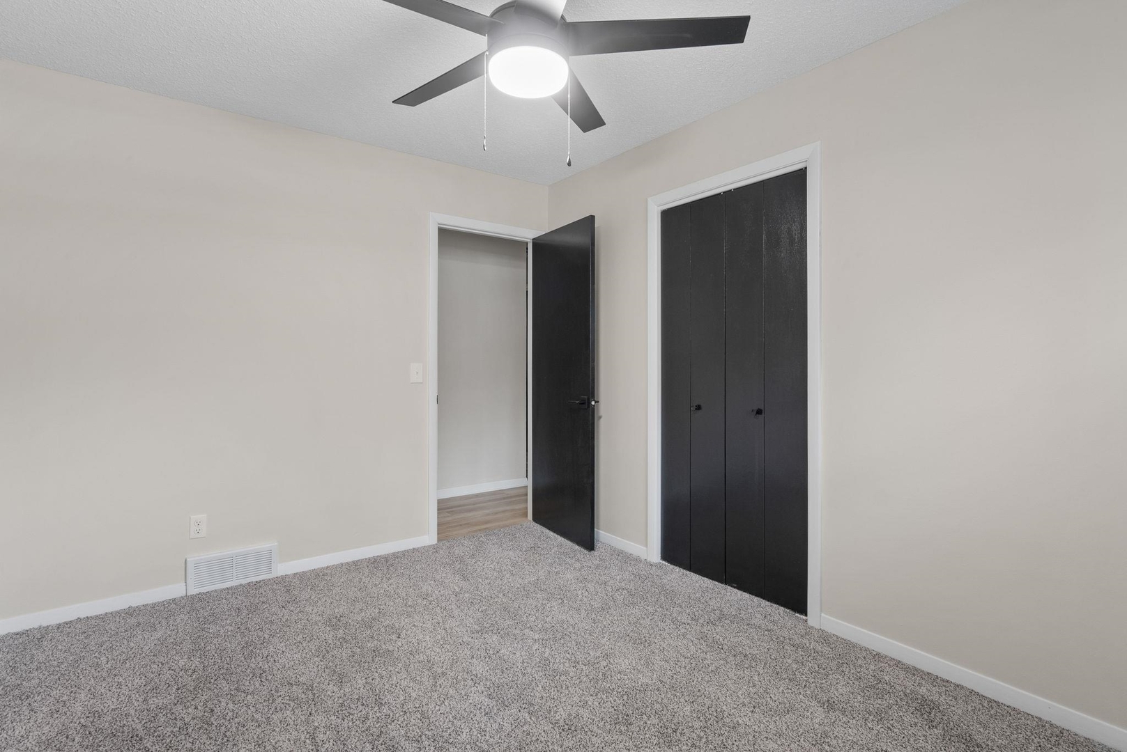 3816 Woodland Court