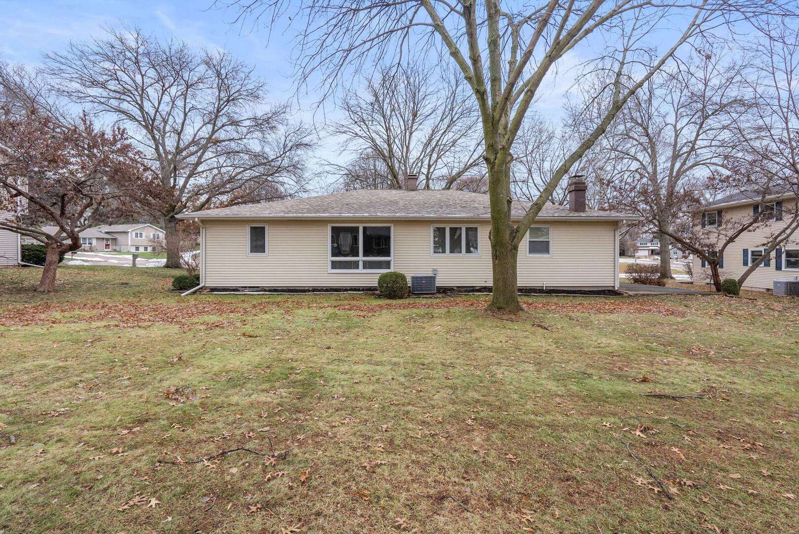 3816 Woodland Court