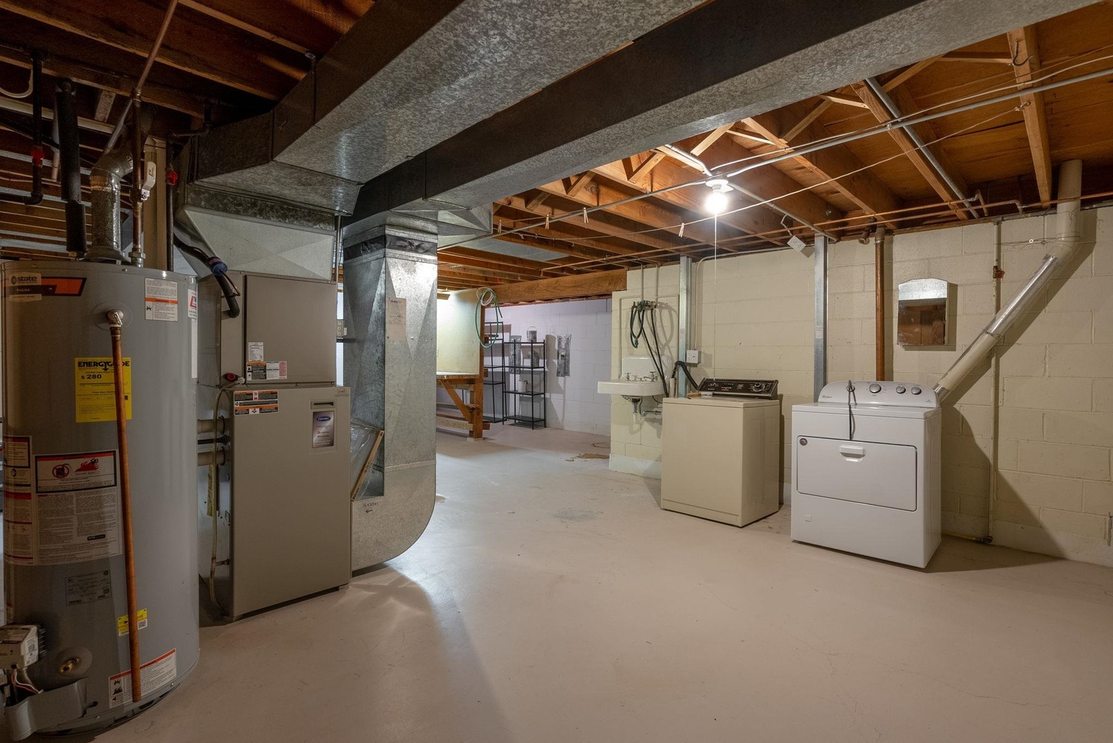 3816 Woodland Court