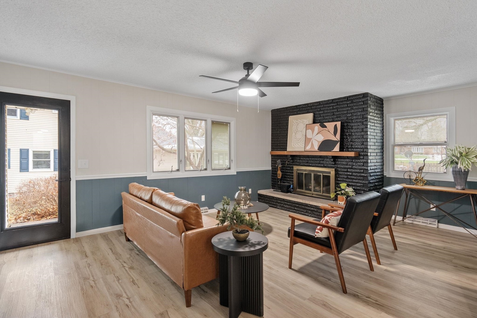 3816 Woodland Court