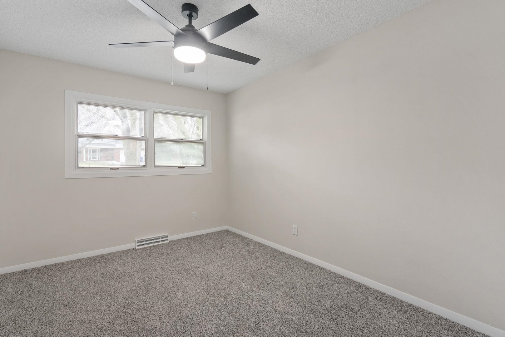 3816 Woodland Court