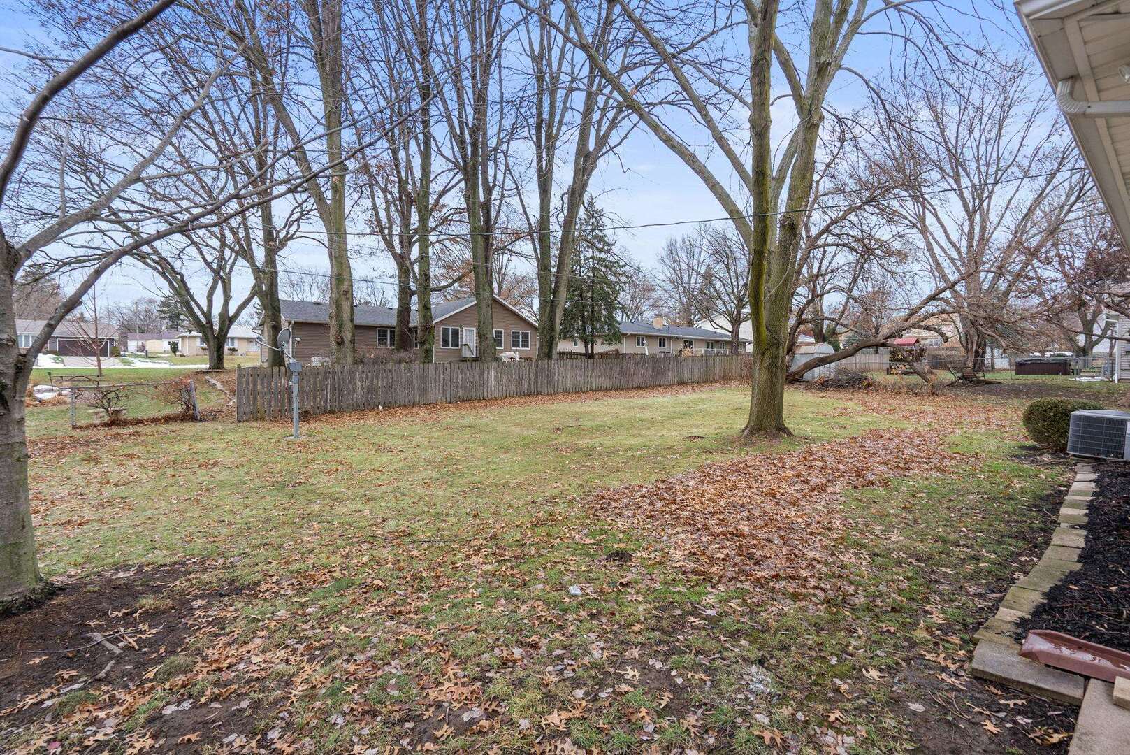 3816 Woodland Court