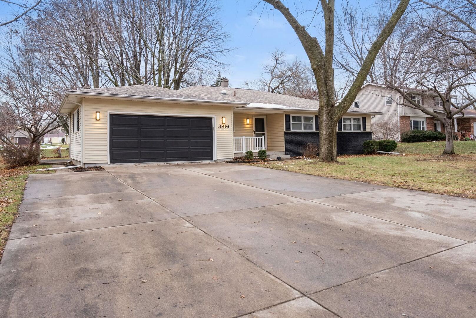 3816 Woodland Court