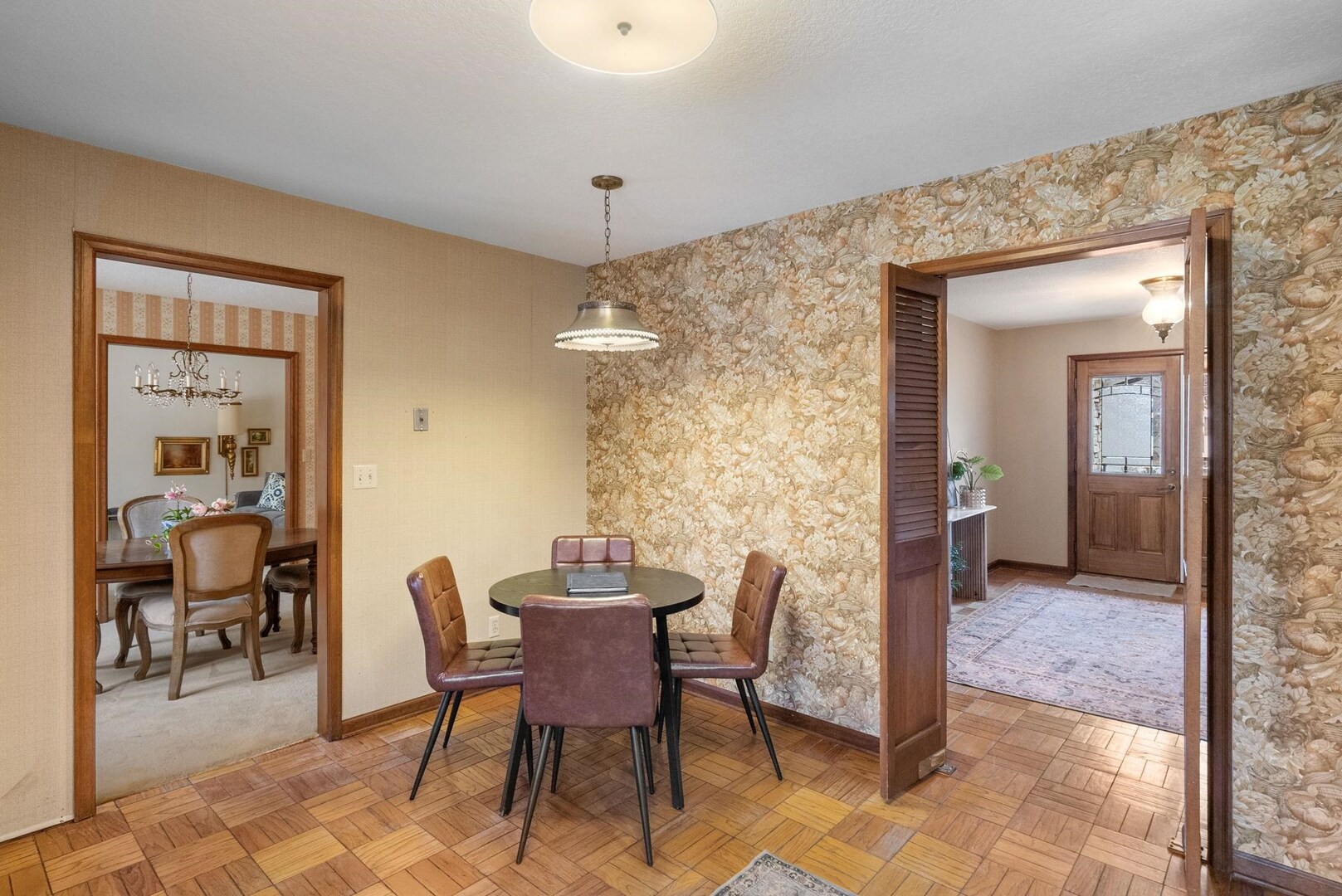 1818 Westminster Circle