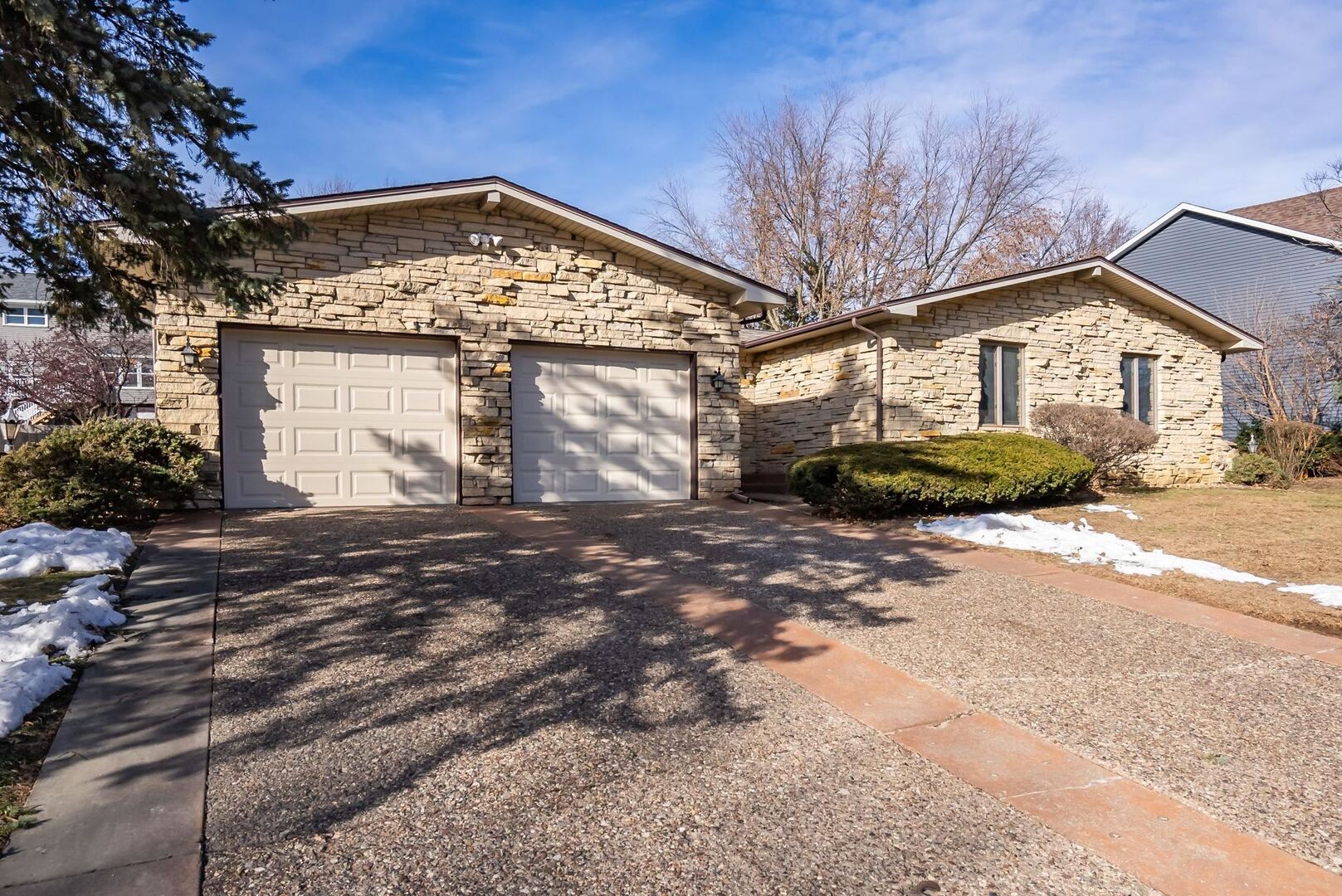 1818 Westminster Circle