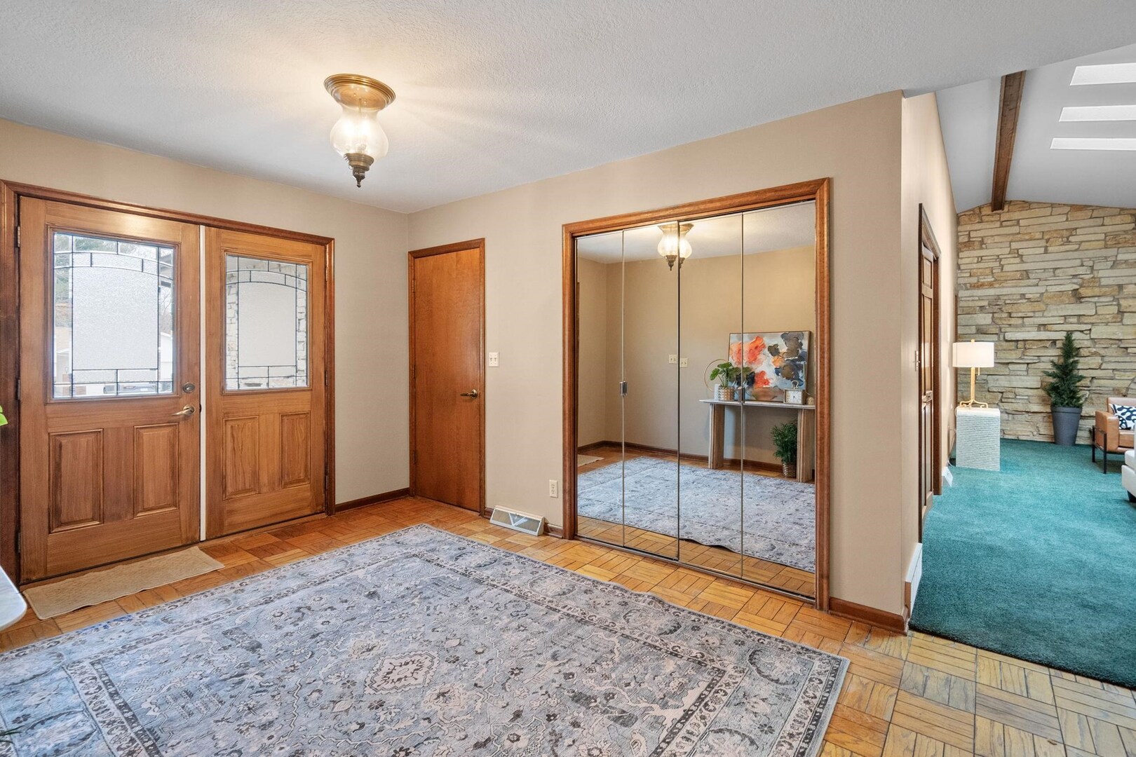 1818 Westminster Circle