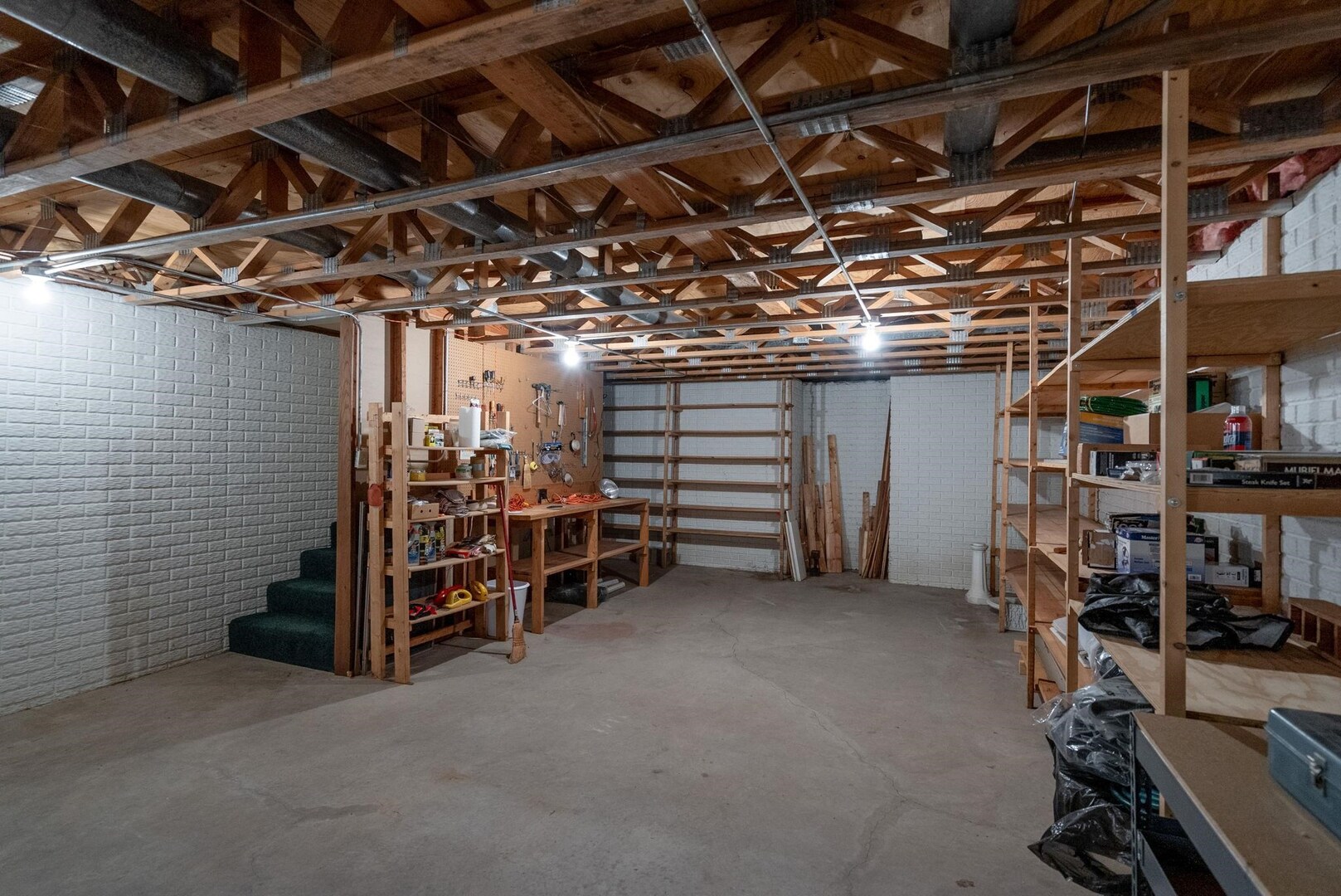 1818 Westminster Circle
