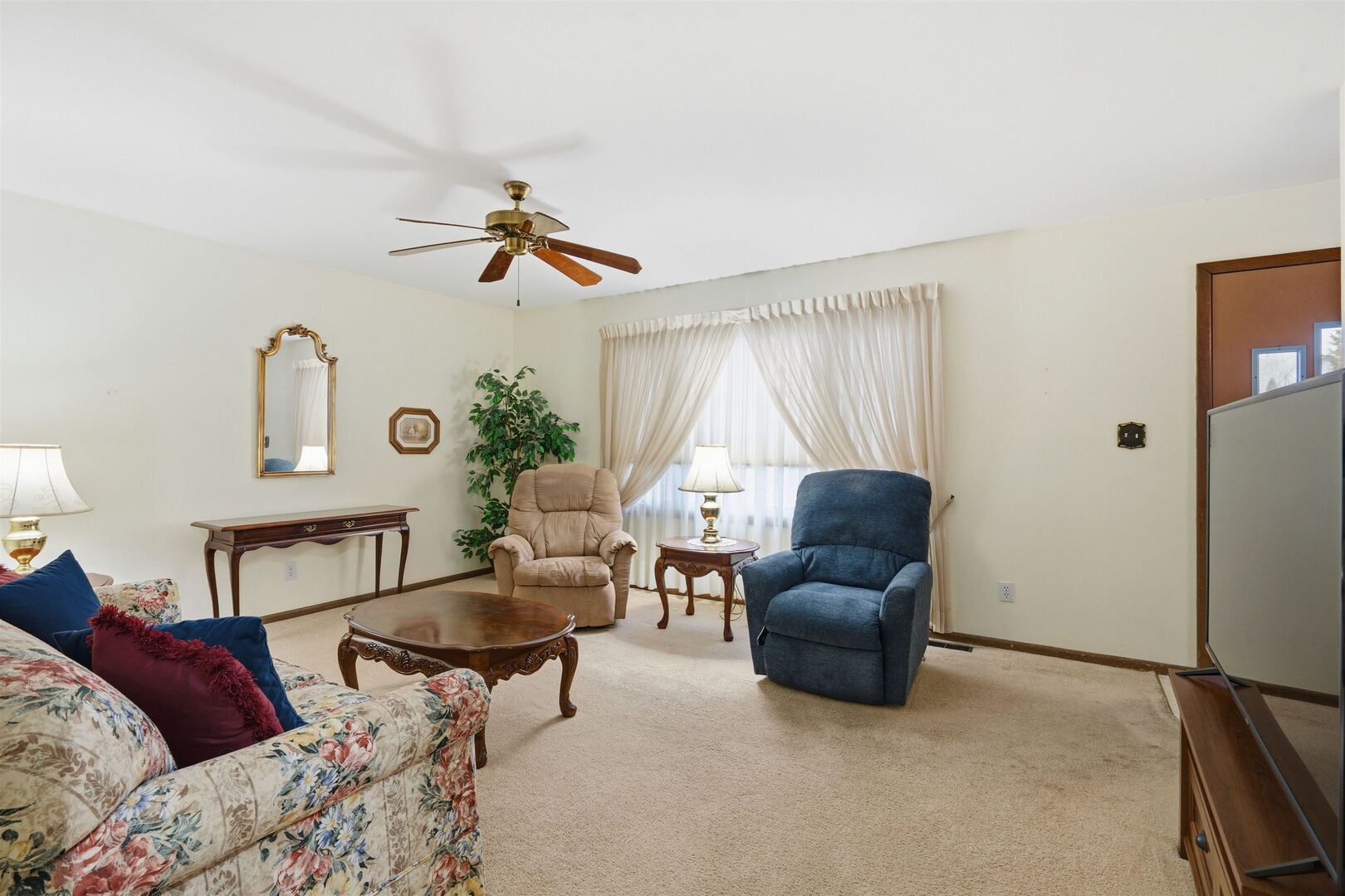3320 Kennedy Drive