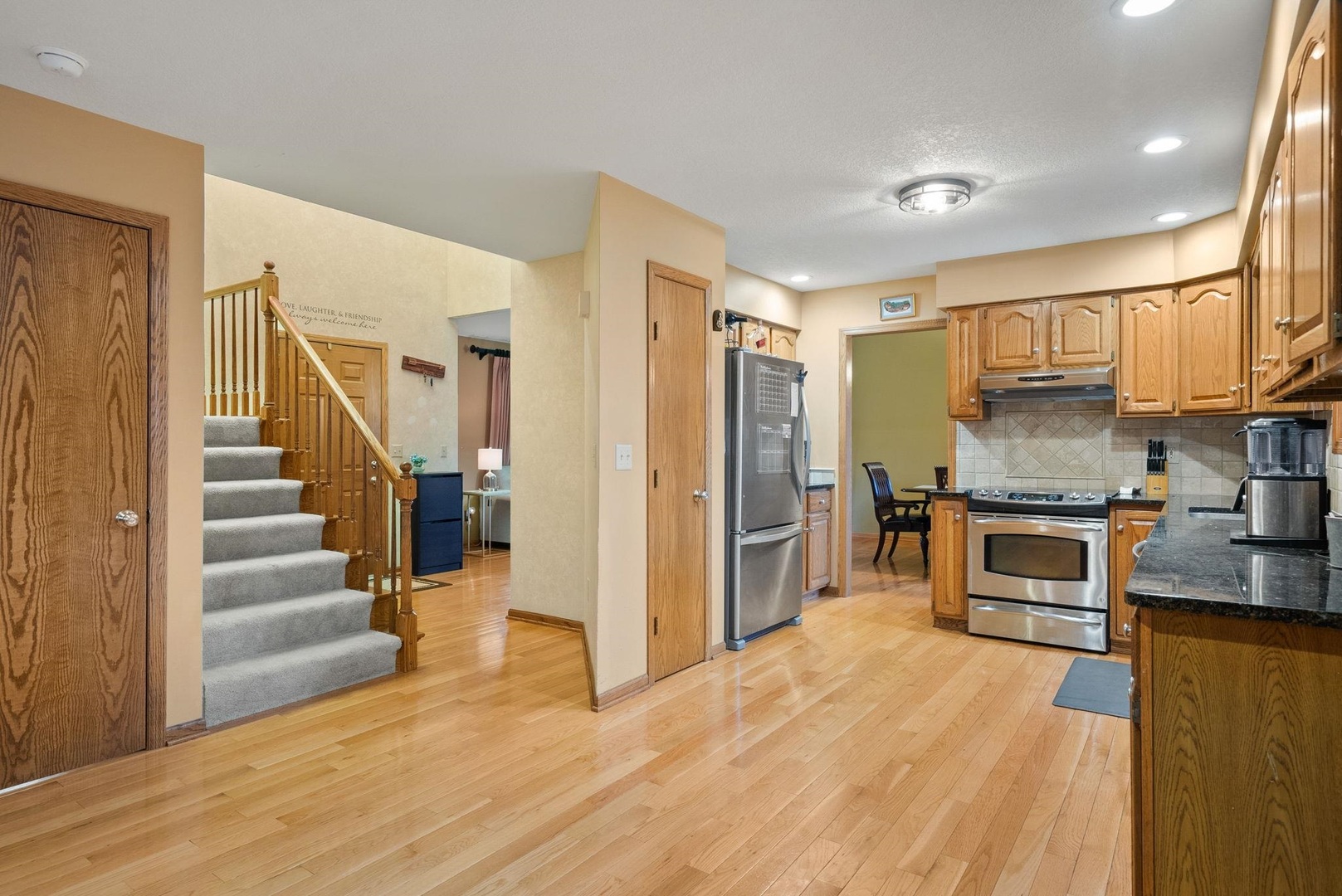 2328 Hunter Road