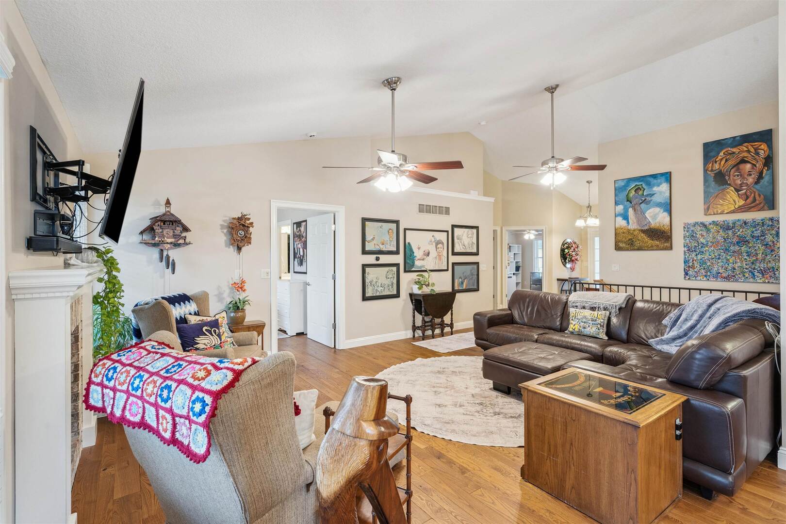 2631 E 57th Court