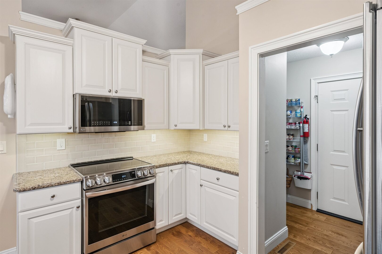 2631 E 57th Court