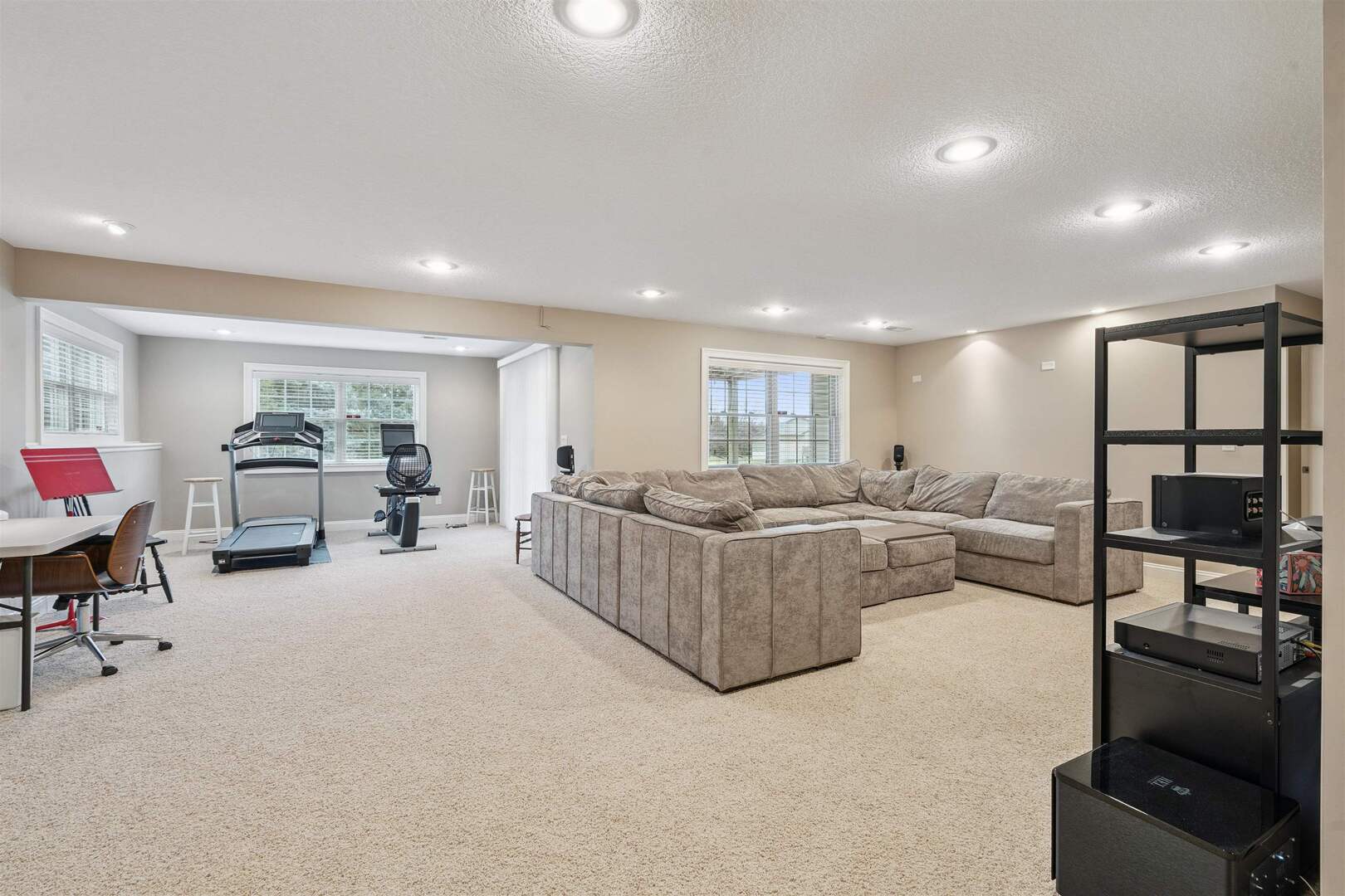2631 E 57th Court