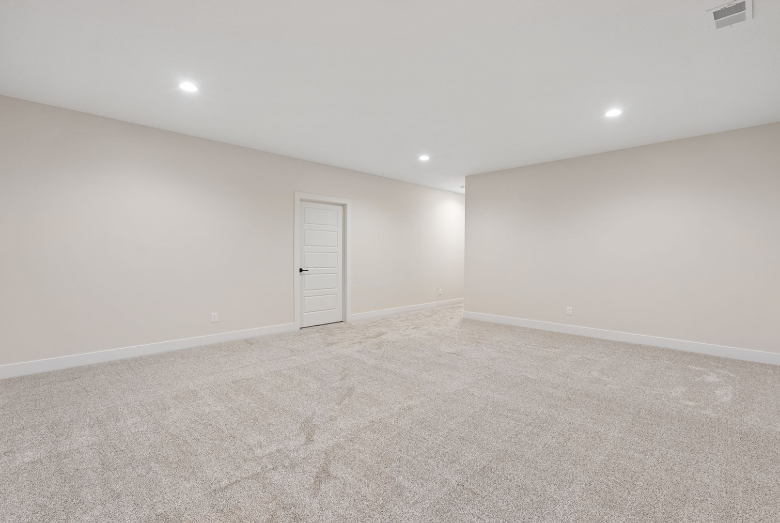 6 FRANK Court