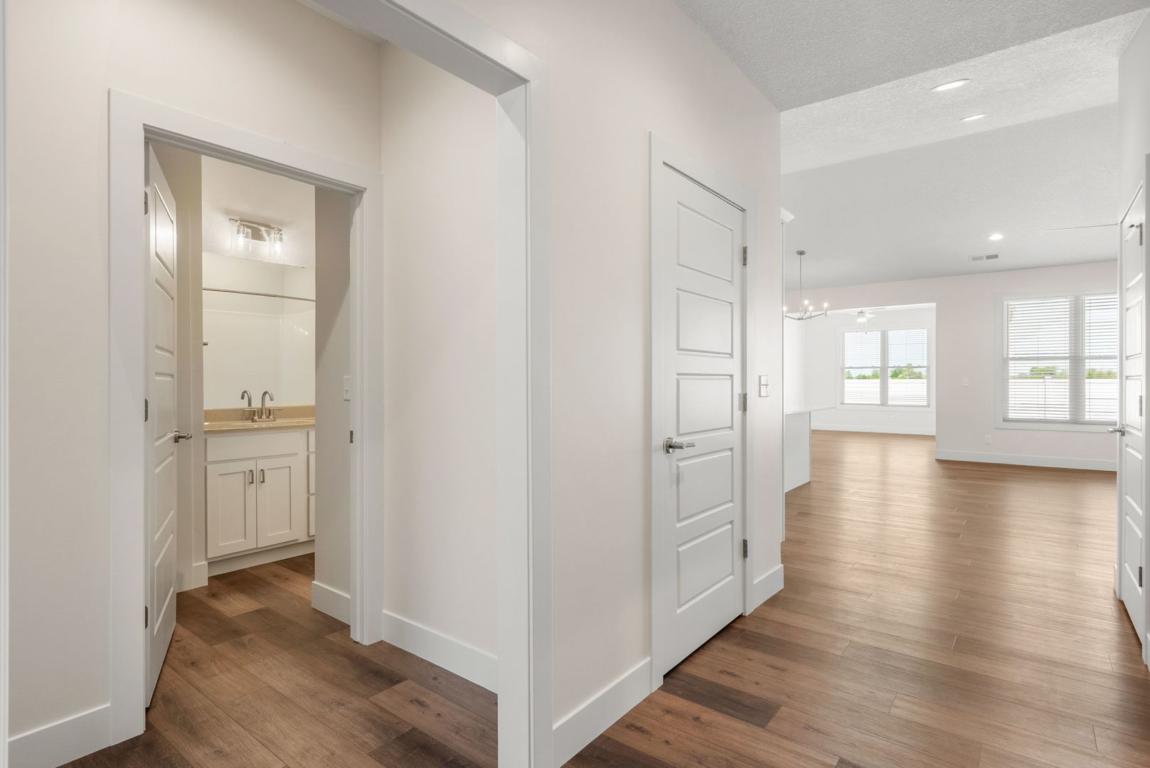 5 FRANK Court