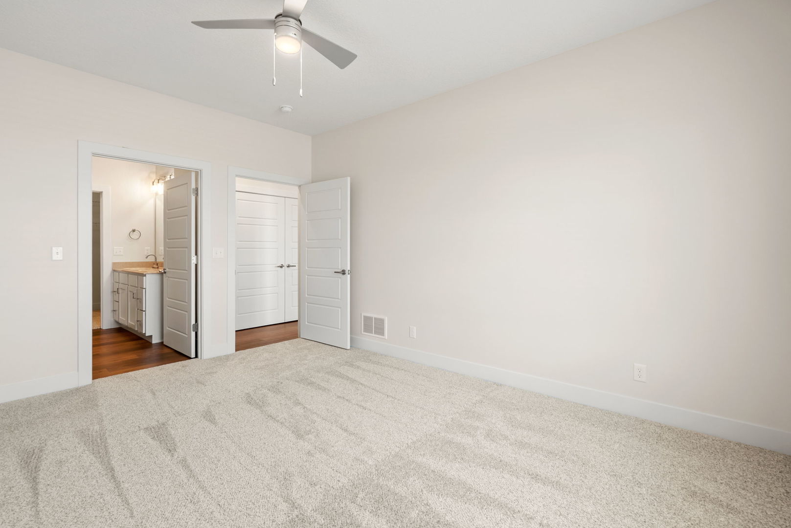 5 FRANK Court