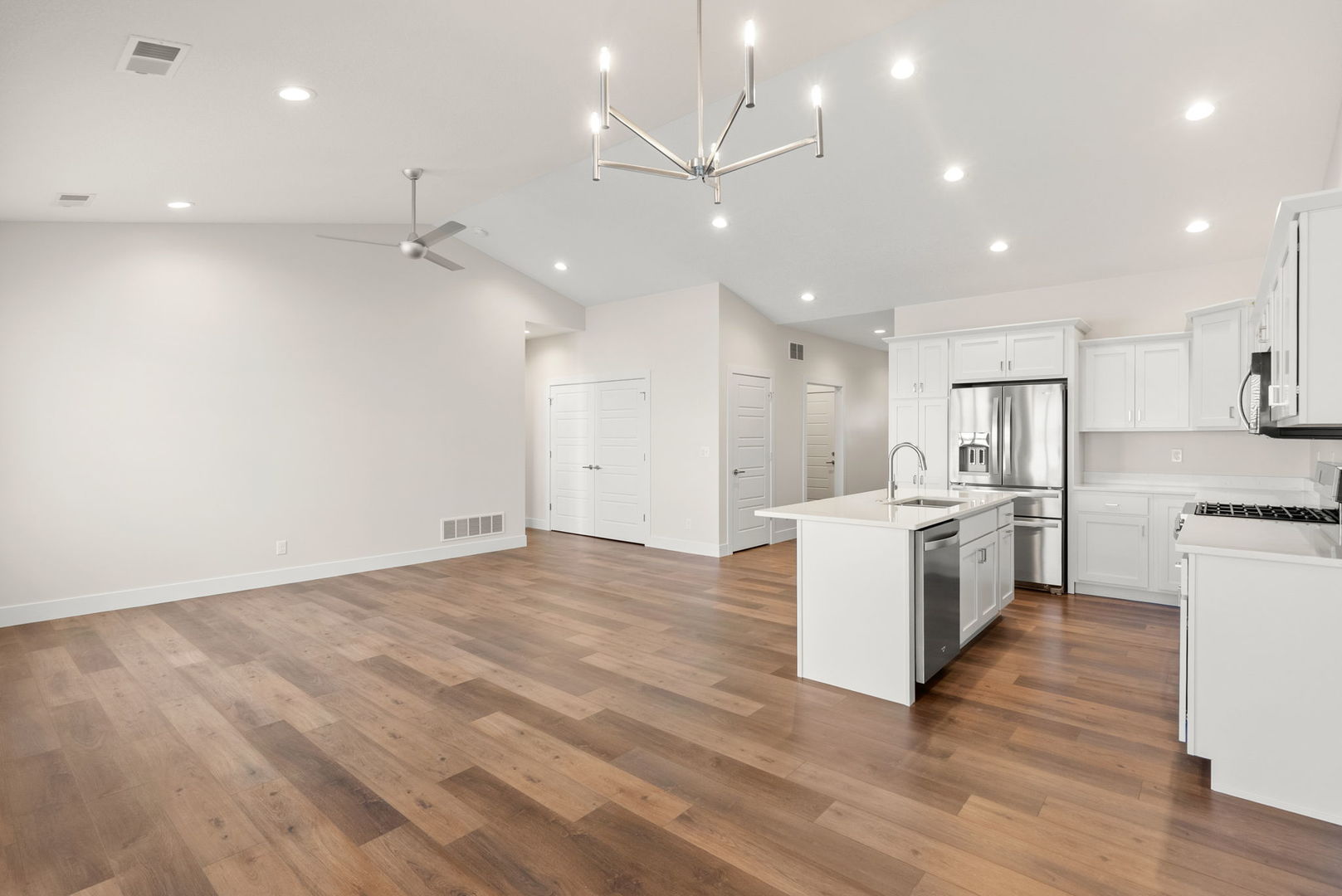 5 FRANK Court