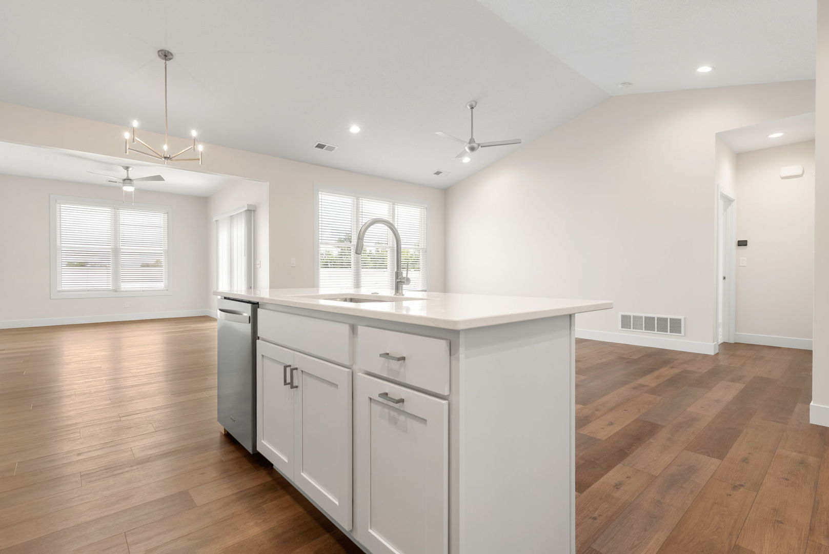 5 FRANK Court