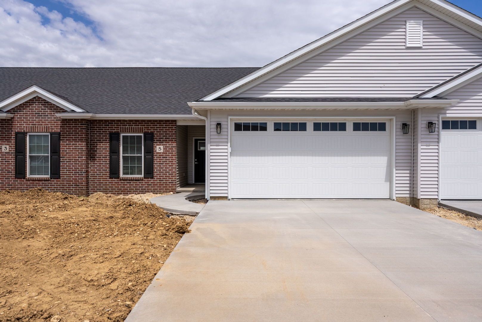 5 FRANK Court