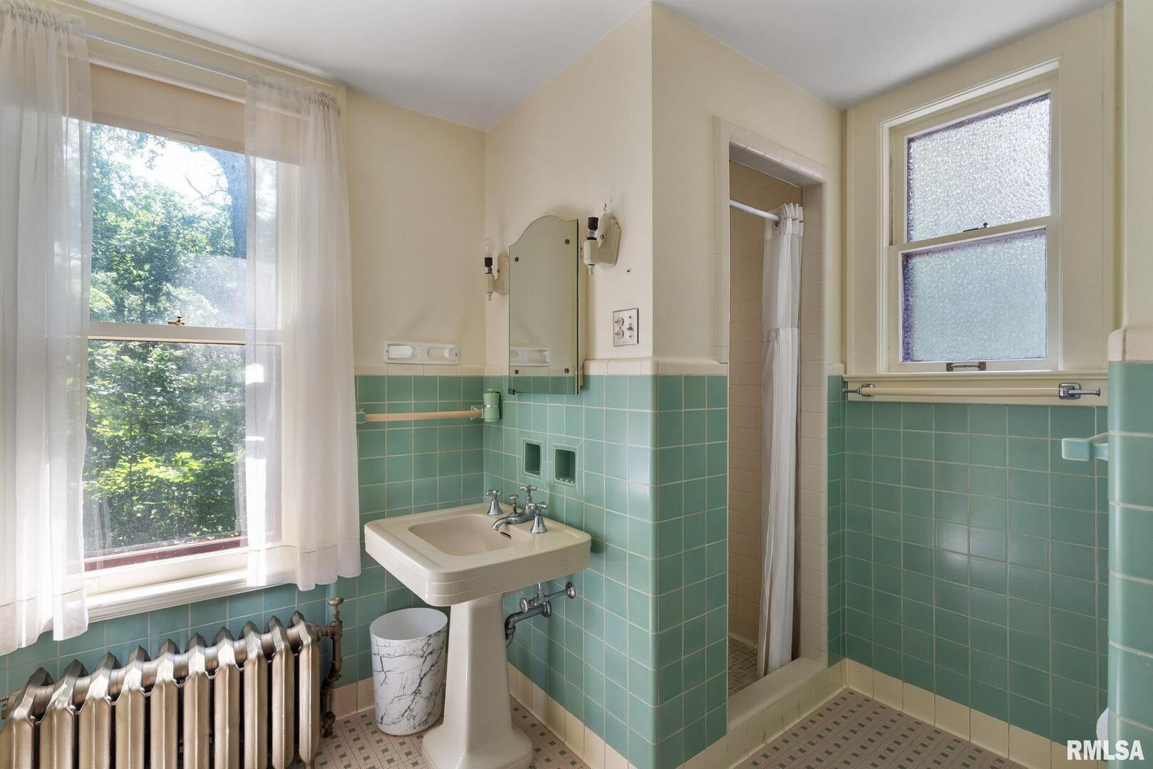 5418 CHAPEL HILL Road