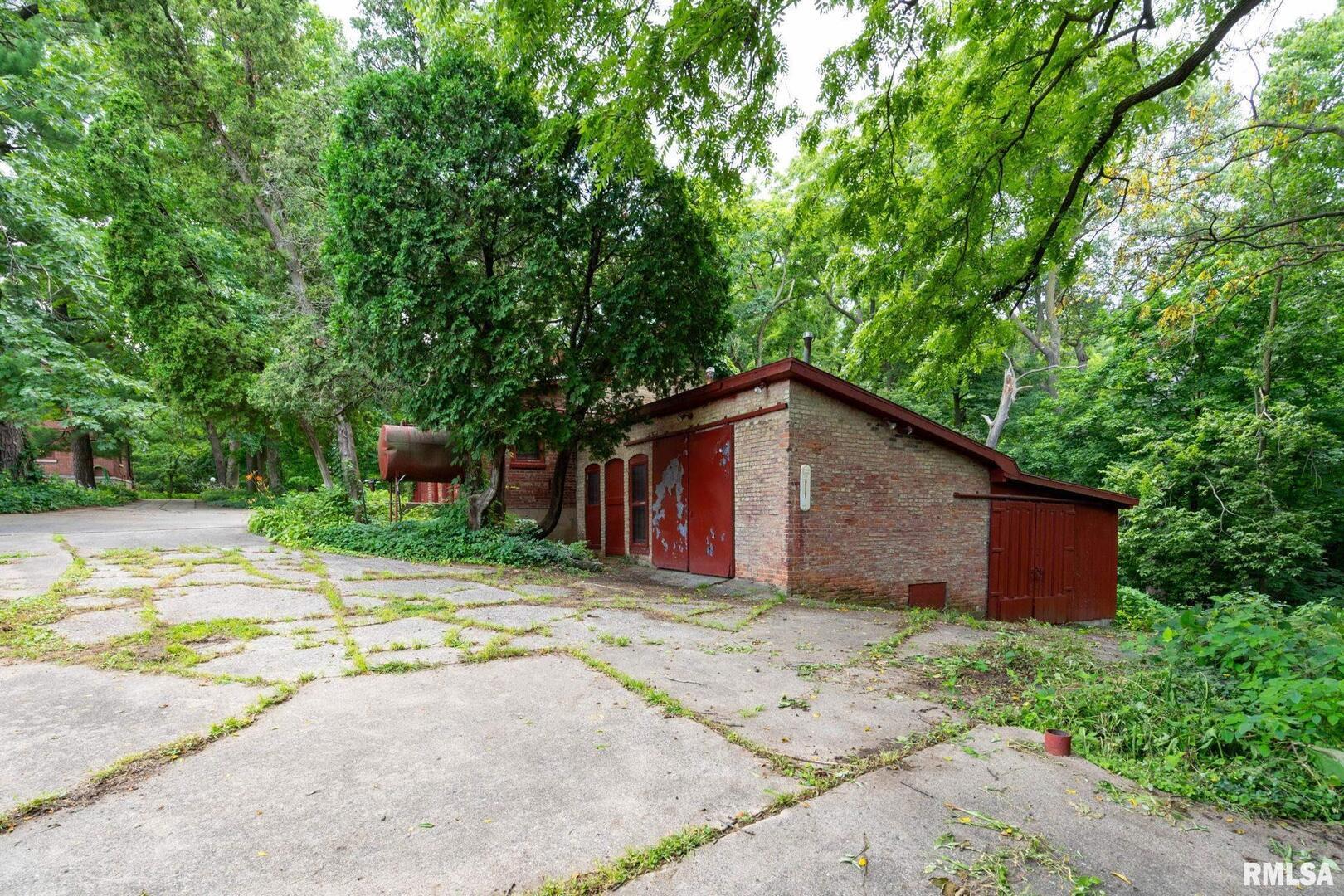 5418 CHAPEL HILL Road
