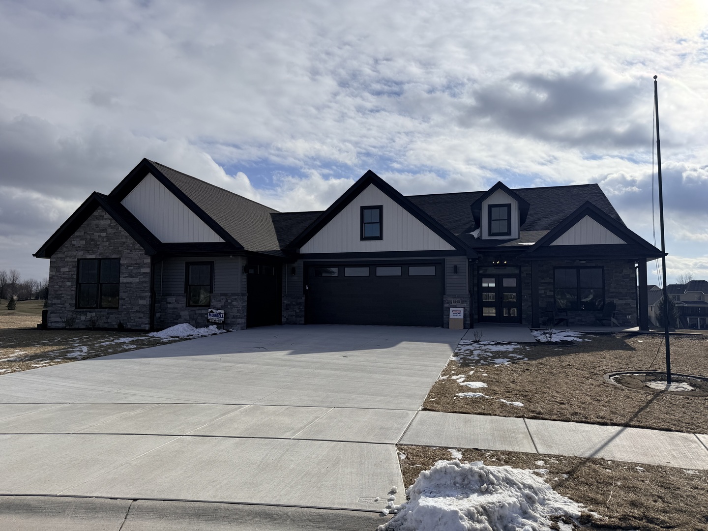 6545 Blackbird Circle