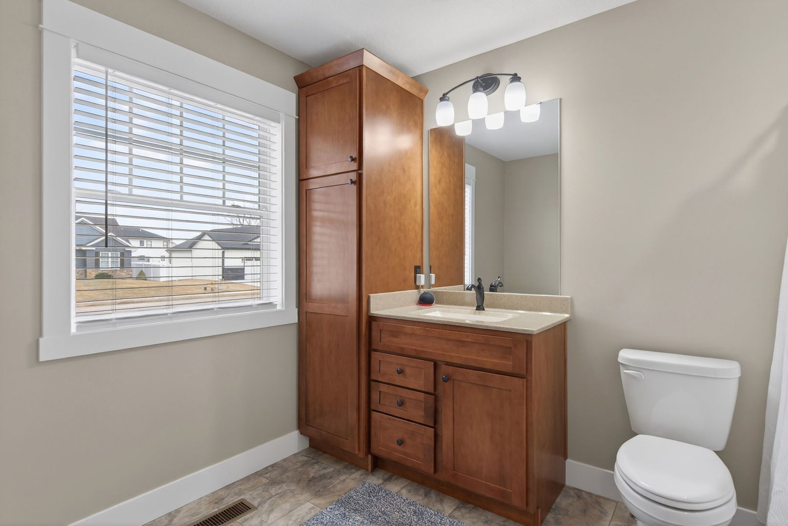 1439 Rhinelander Drive