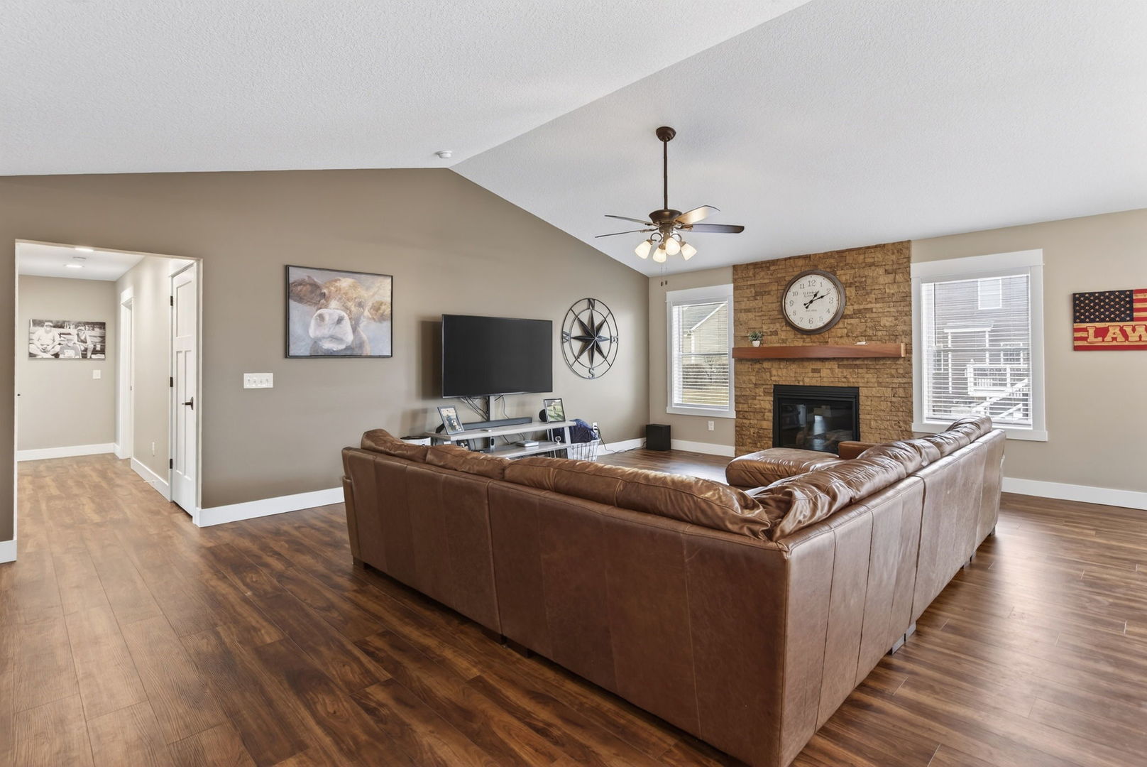 1439 Rhinelander Drive