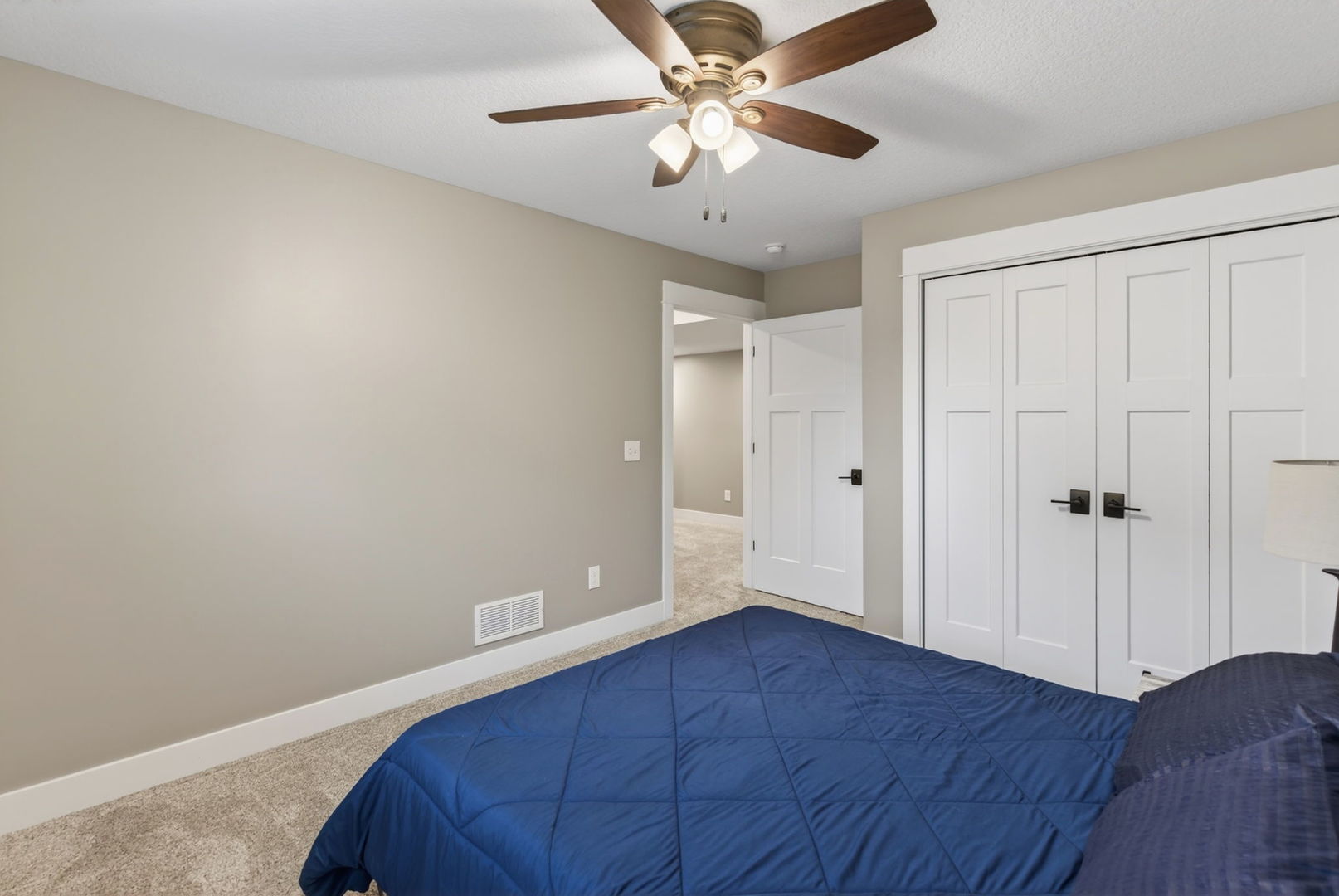 1439 Rhinelander Drive