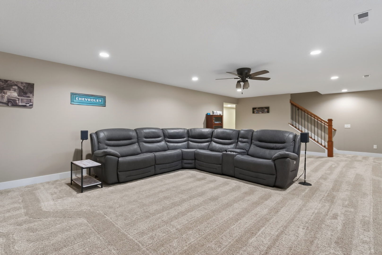 1439 Rhinelander Drive