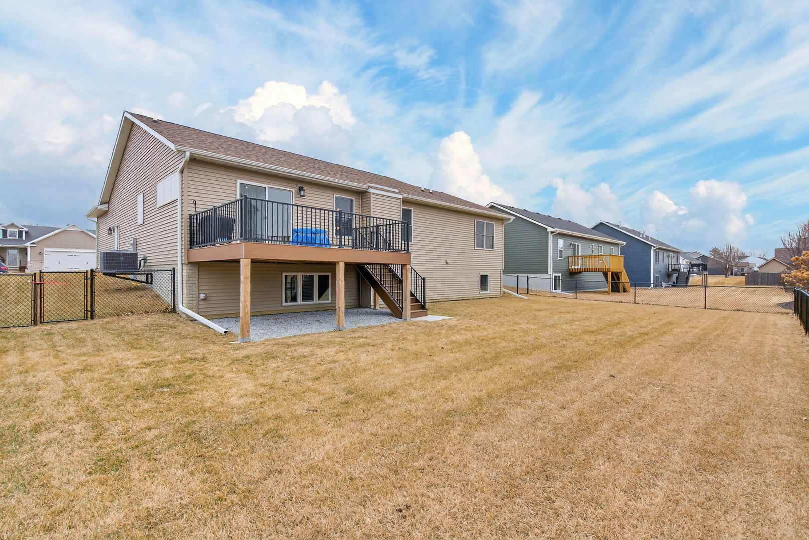 1439 Rhinelander Drive