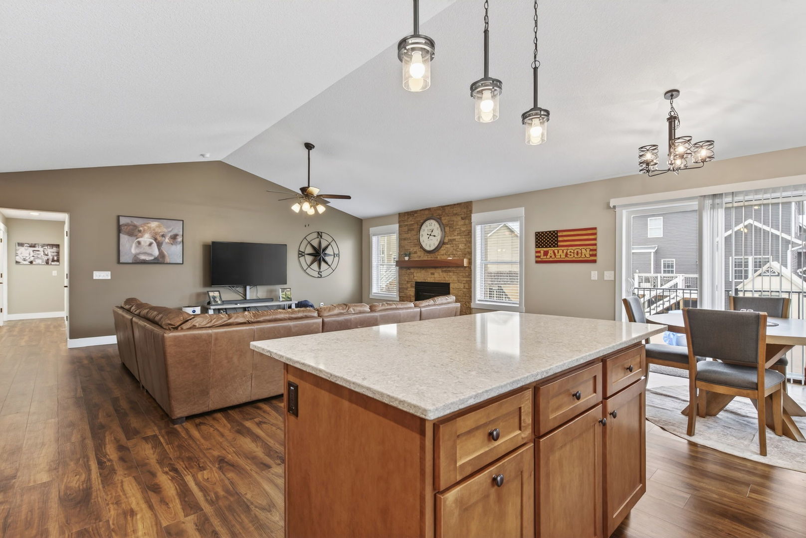 1439 Rhinelander Drive