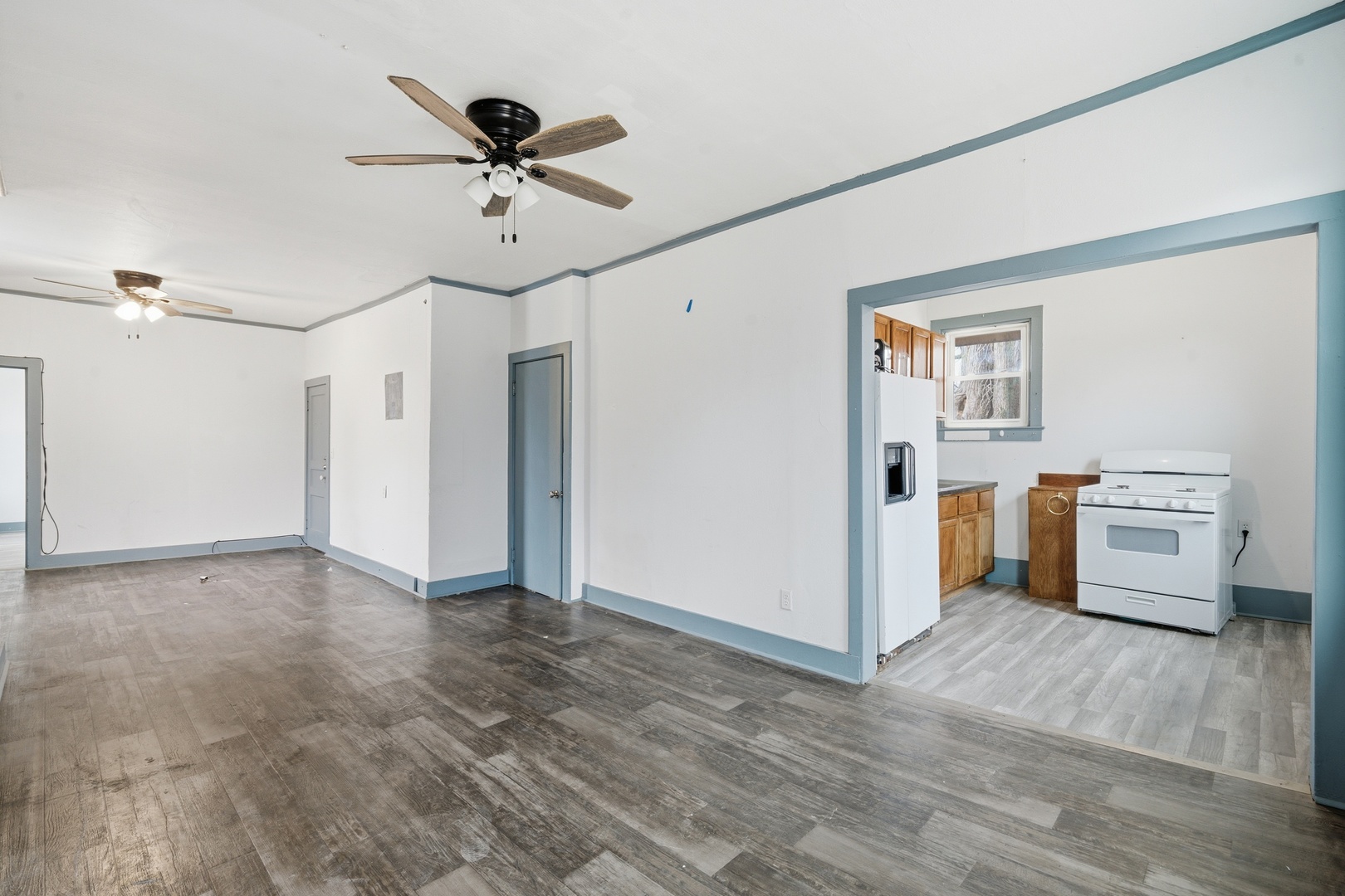 110 E 22ND Avenue