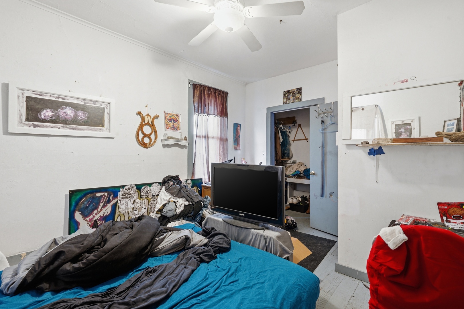 110 E 22ND Avenue