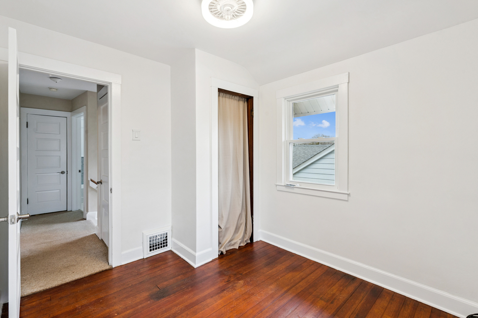 1542 43rd Street