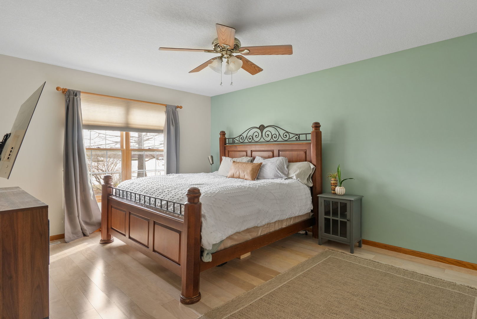 113 E 46th Street