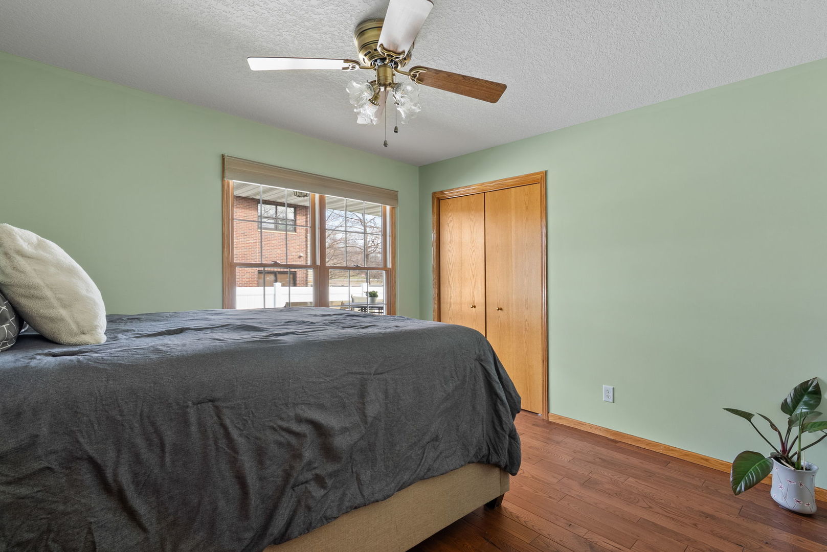 113 E 46th Street