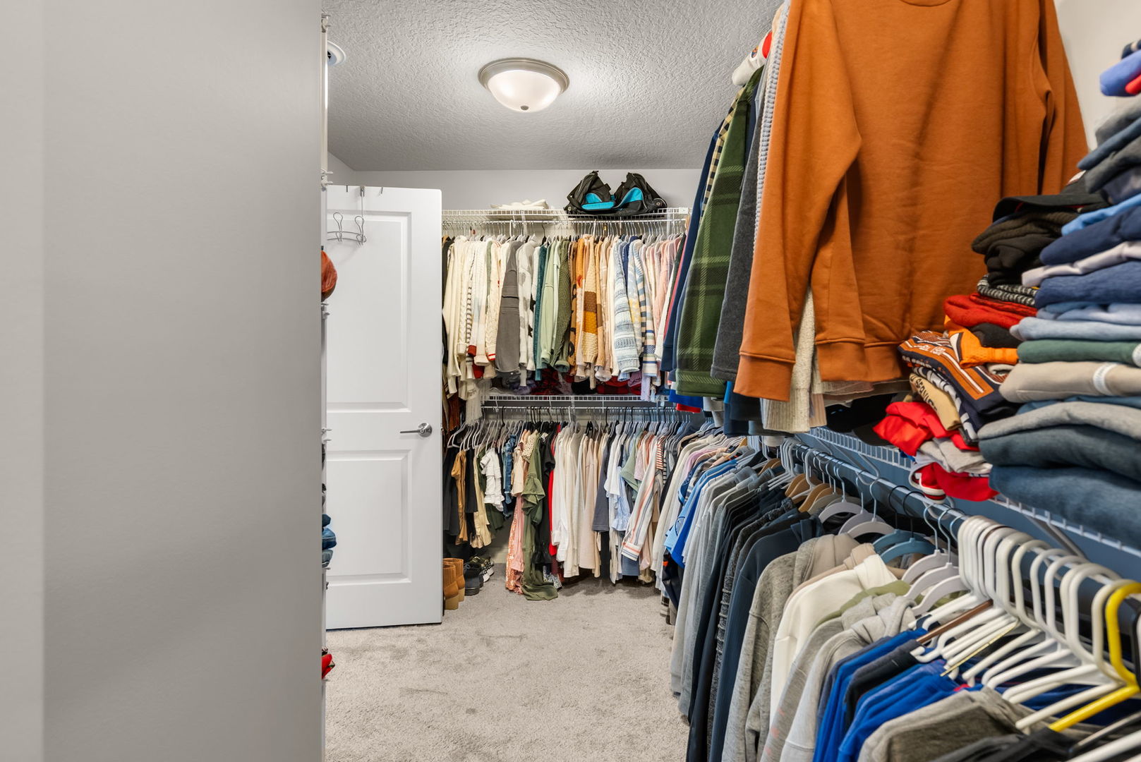3911 Orchard Drive Unit: 3911