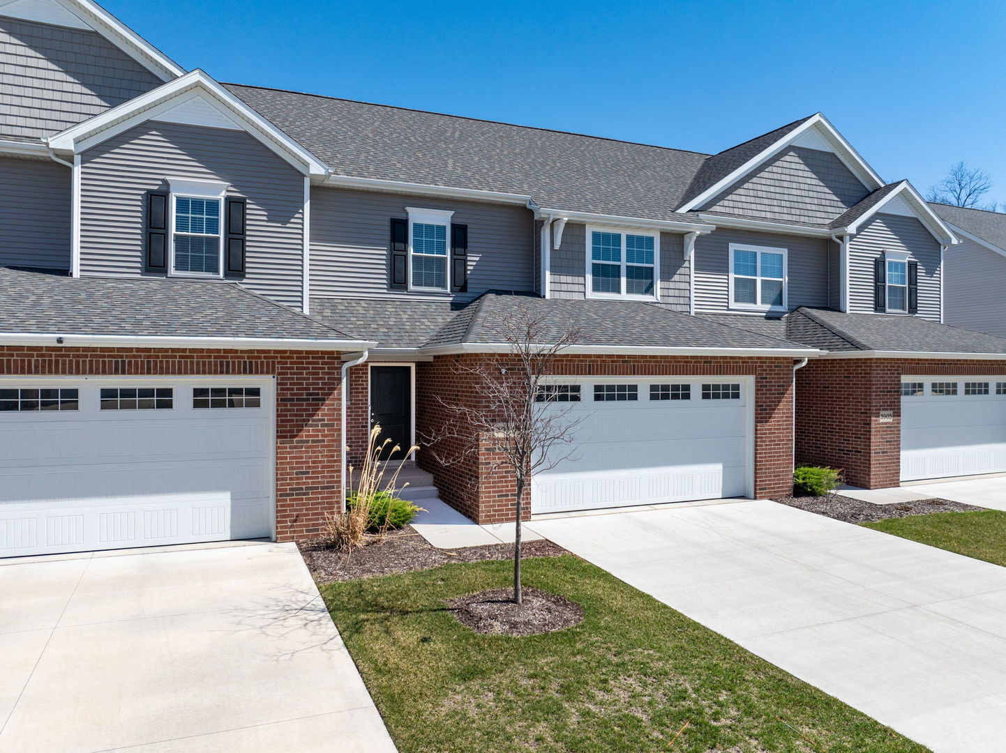3911 Orchard Drive Unit: 3911