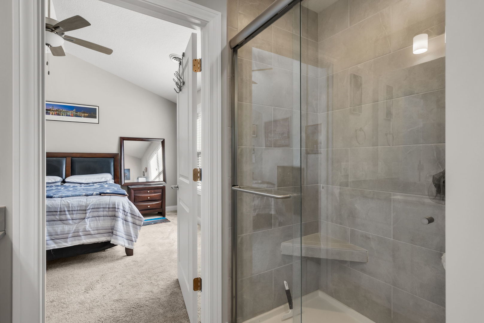 3911 Orchard Drive Unit: 3911