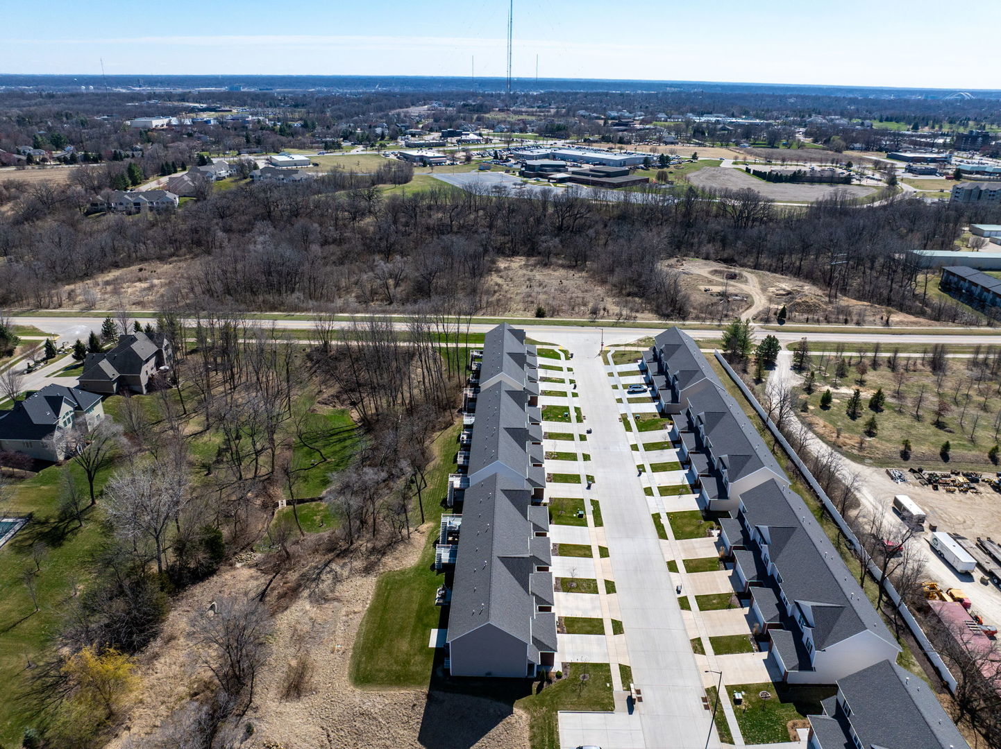 3911 Orchard Drive Unit: 3911