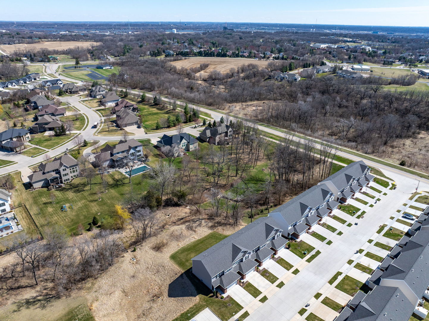 3911 Orchard Drive Unit: 3911