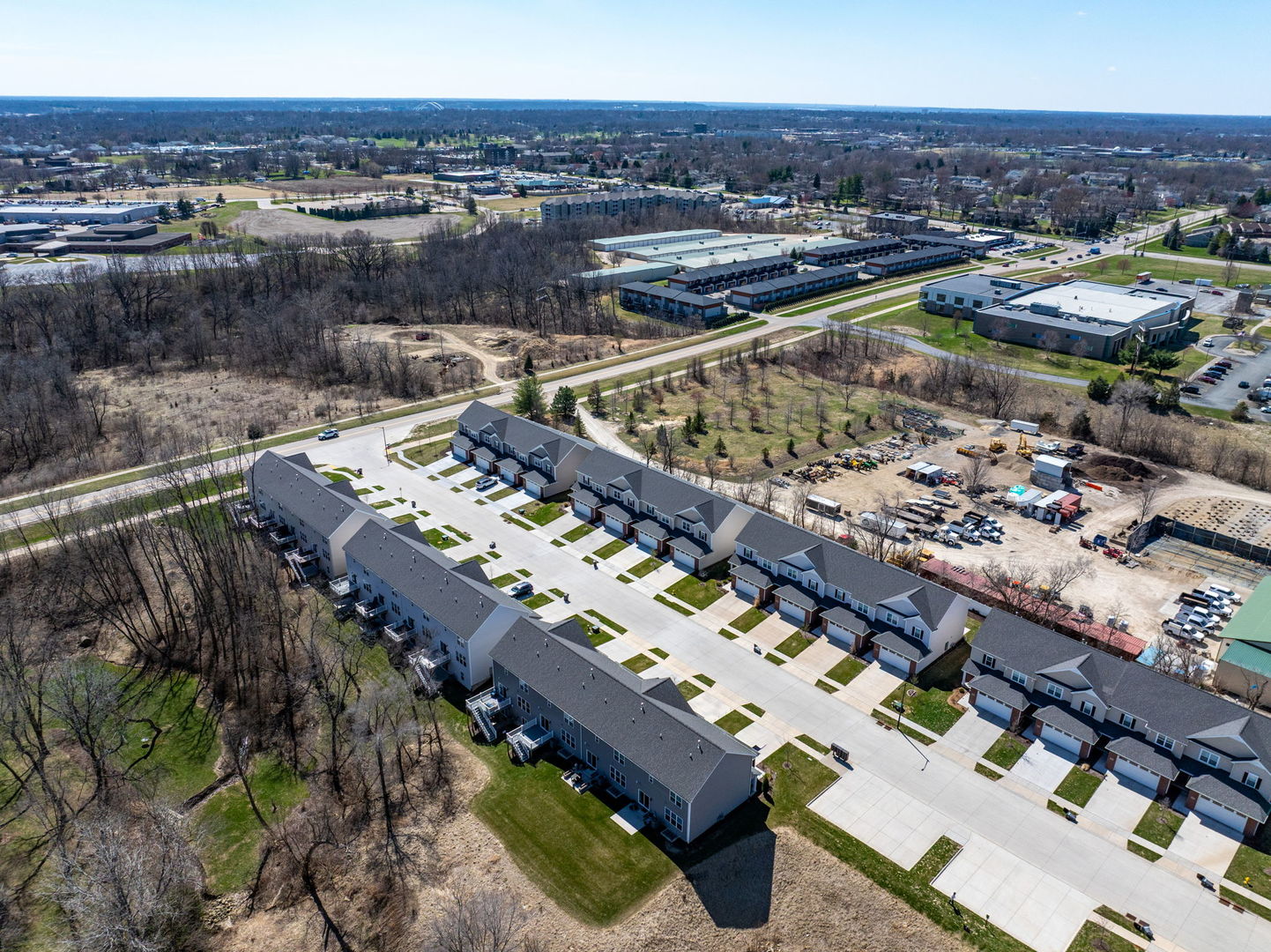 3911 Orchard Drive Unit: 3911