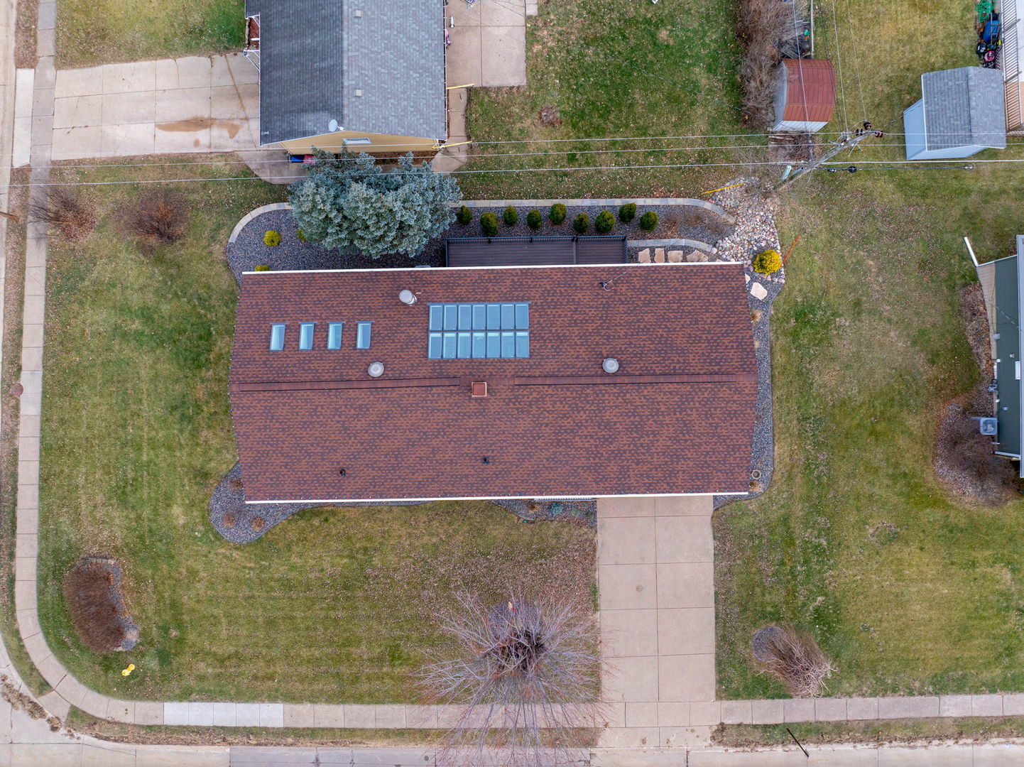 3719 N Thornwood Avenue