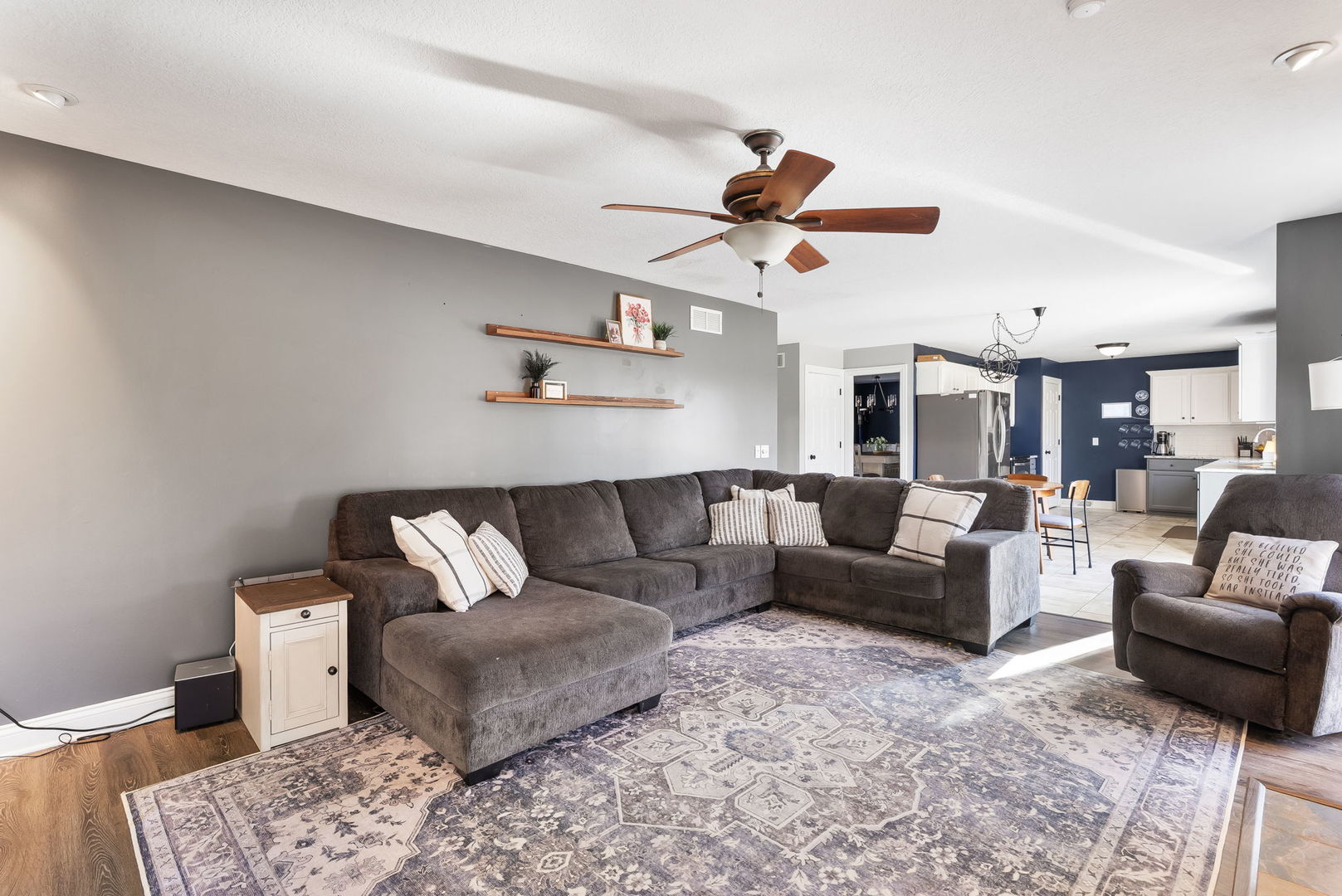 1419 W 51ST Street
