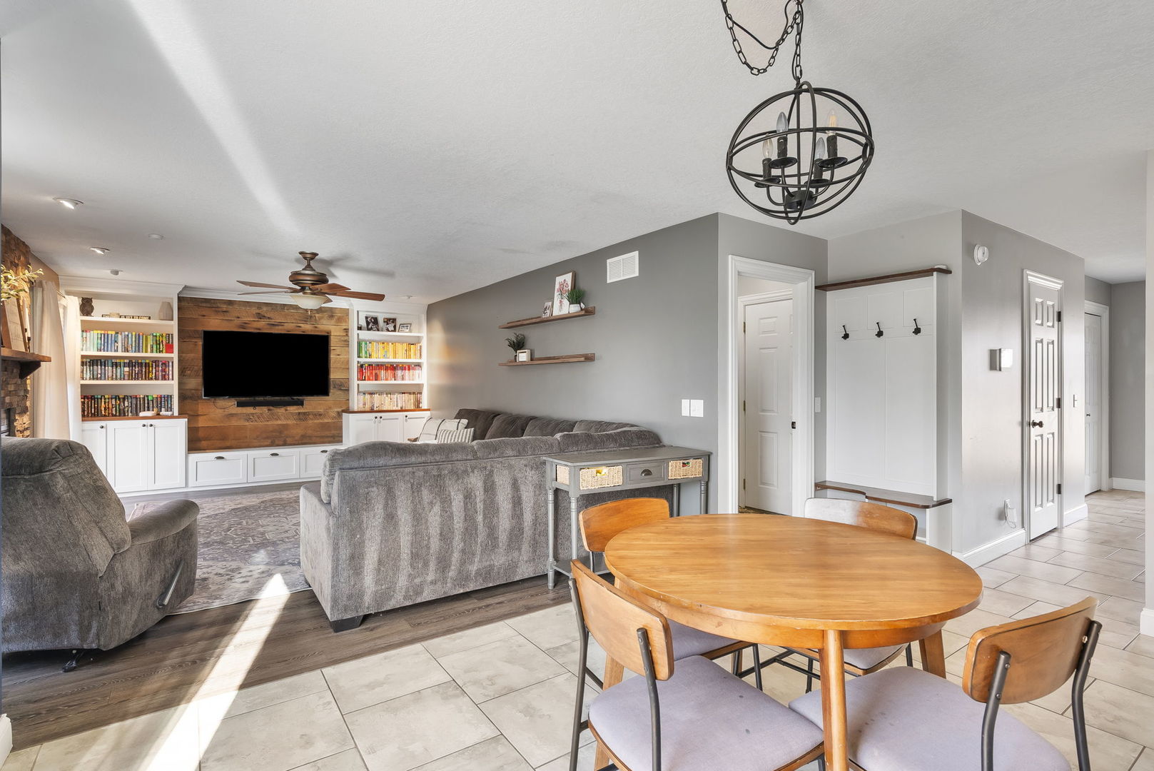1419 W 51ST Street