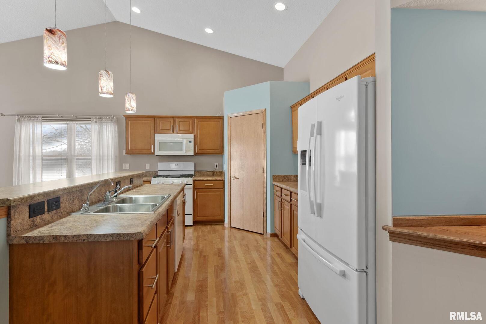 6112 34TH Avenue A Court